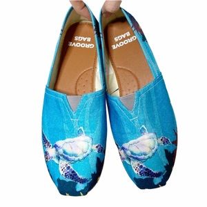 Groove Bags Sea Turtle Ocean Canvas Moccasins